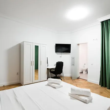 Milano ブカレスト