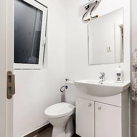 Milano Hostel *