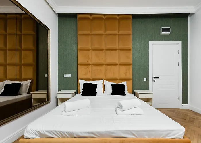 Milano Hostal *