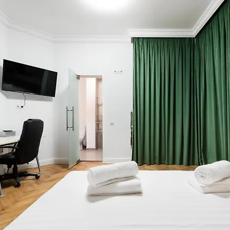 Hostel Milano Bükreş